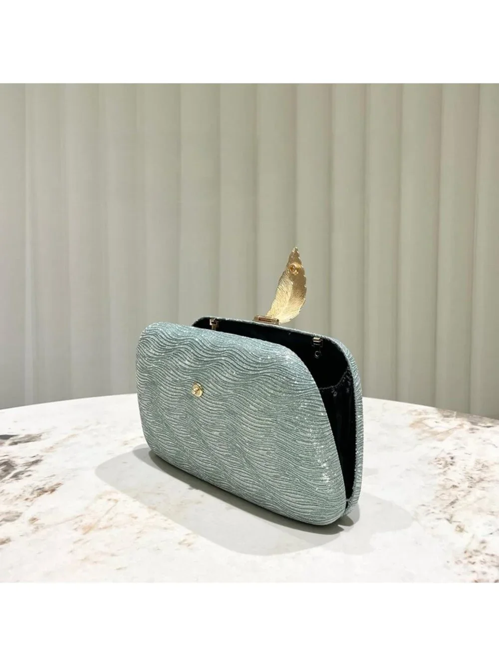 👜Women's Light Green Banquet Bag Dinner Clutch With Metallic Leaves Clasp